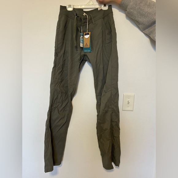 Prana Halle Mid-Rise Hiking Pant - Picture 1 of 7